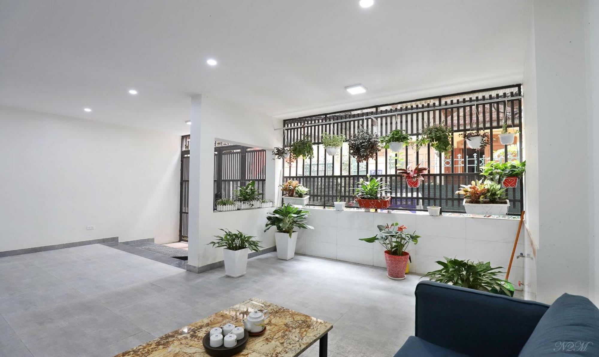 Luxe Paradise Residence 32 To Ngoc Van Hanoi Exterior photo